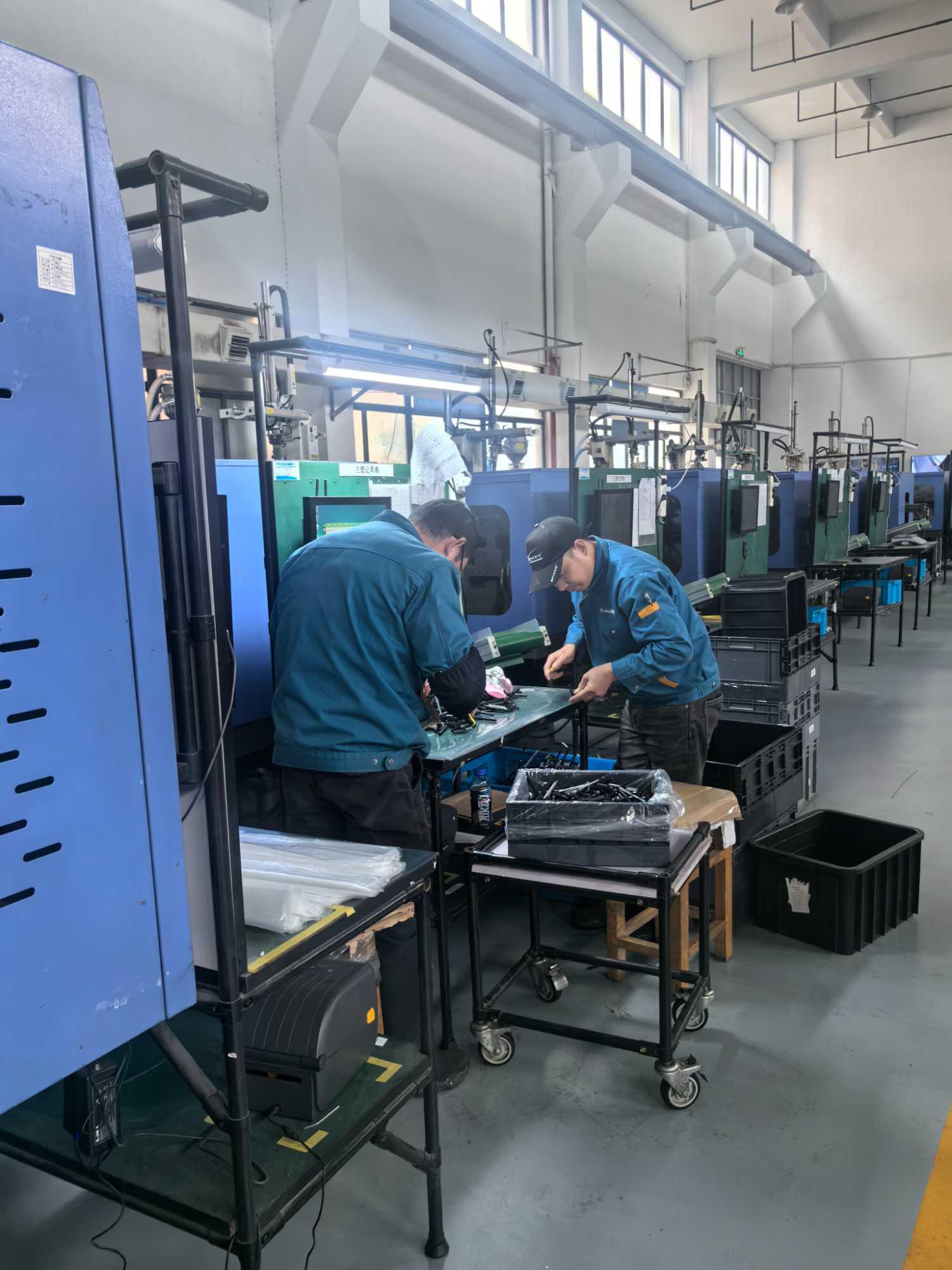 INTOPAUA introduces the most advanced standardized quality inspection lines, from raw material purchase, processing and manufacturing to complete machine assembly, all of which carry out all-round and rigorous precision testing, including explosion-proof, waterproof, sealing test, type test, physical and chemical analysis, flow test, Voltage and current stability test, as well as analysis of the operating structure of the whole machine and circuit board、water board, to ensure the stability and reliability of the product before leaving the factory.