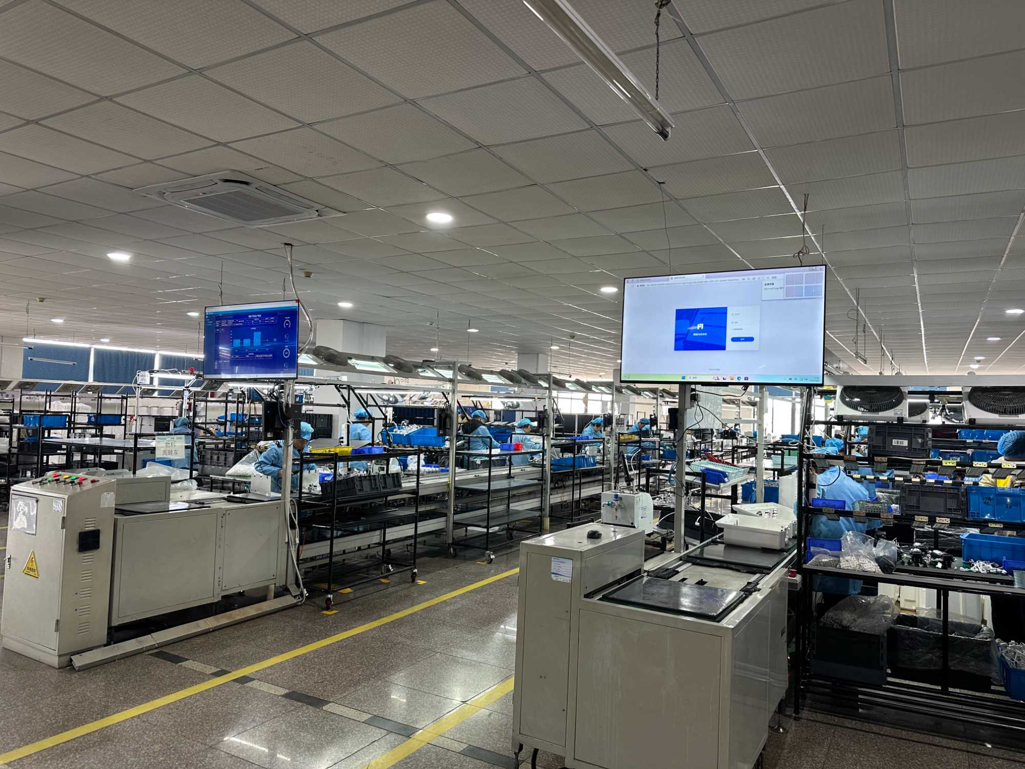 Nearly 50,000 square meters of water appliance production base, product design - mold development - injection - filter- parts - assembly, complete manufacturing system, process manufacturing, transformation and upgrading to 'intelligence', increased investment in production equipment, introduction of automation engineering talents, industrial automation transformation, and advanced technologies such as modularization, intelligence and automation to improve production efficiency and product technology.